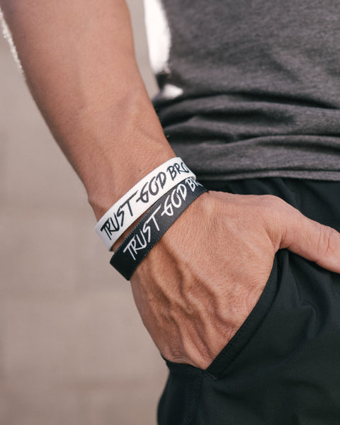 BLACK TGB ELASTIC WRISTBAND