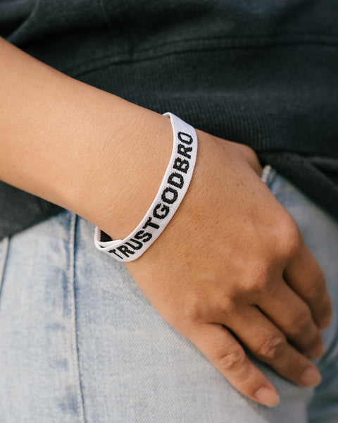 WHITE TGB ADJUSTABLE BRACELET