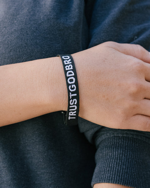 BLACK TGB ADJUSTABLE BRACELET