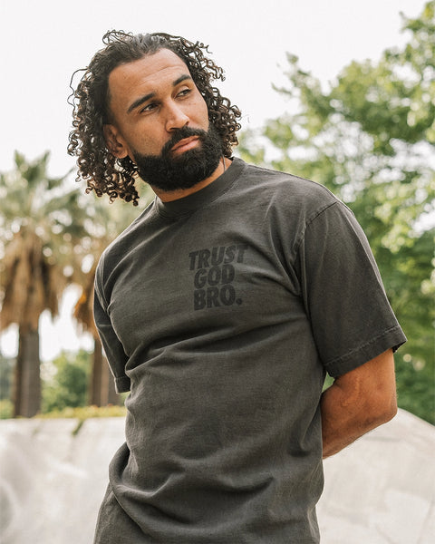 T-SHIRTS & TOPS