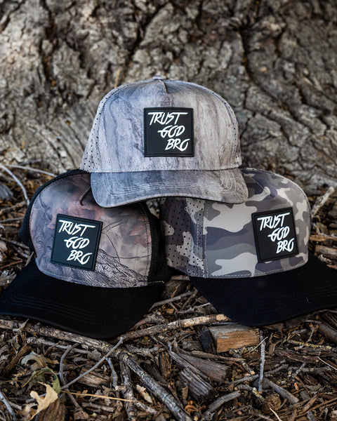 "Classic" Real Tree Camo & Black  | Performance Snap-Back Hat